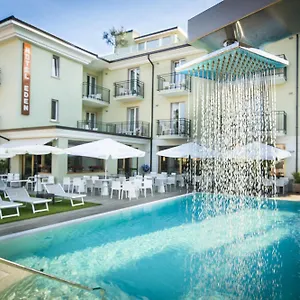 4* Отель Eden Garda