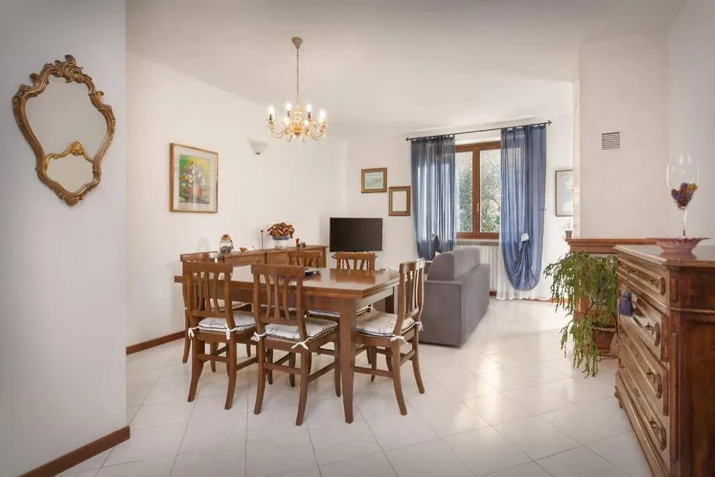 Casa Lory-Appartamento A Garda Garda